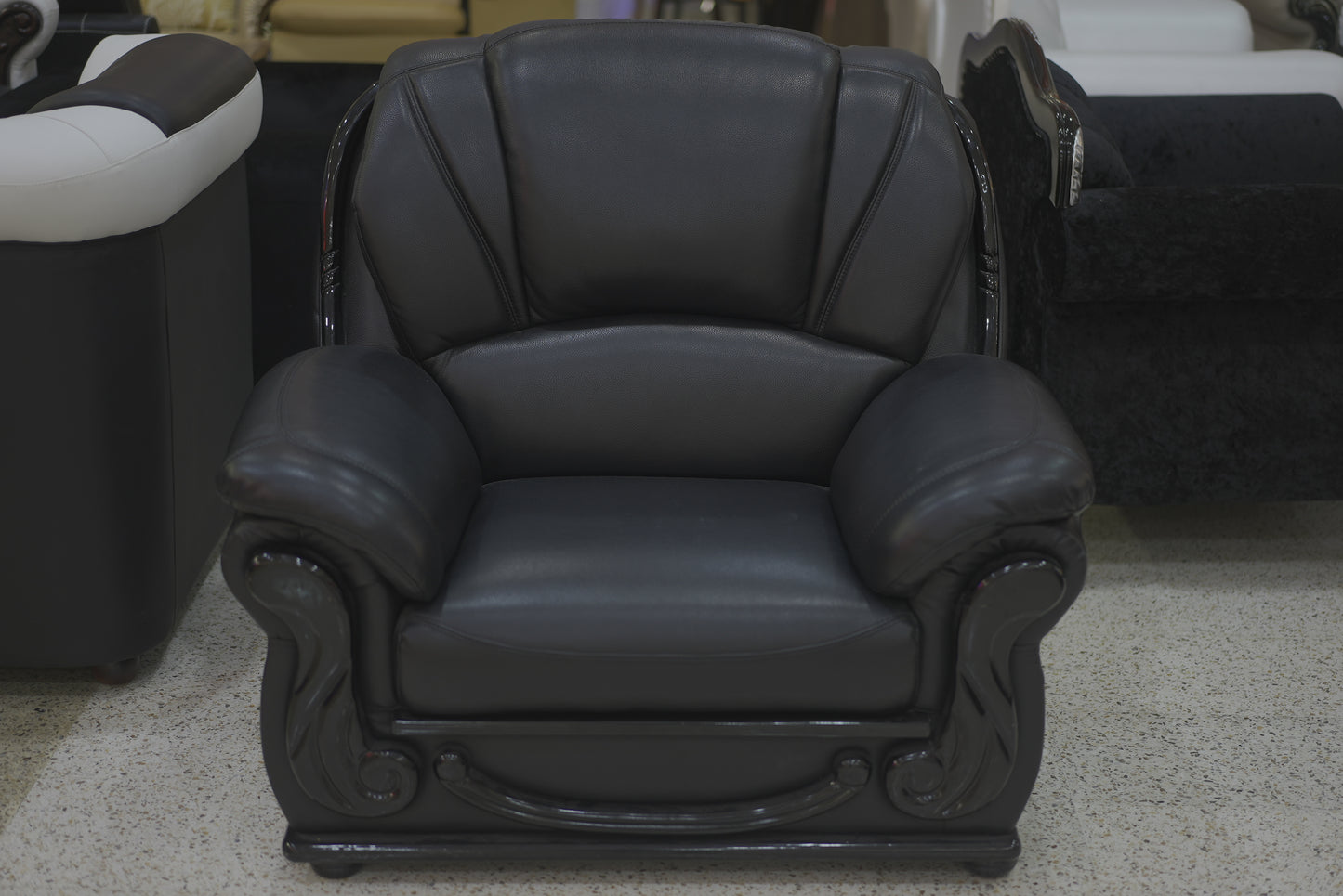 Black Shinny Leather Sofa