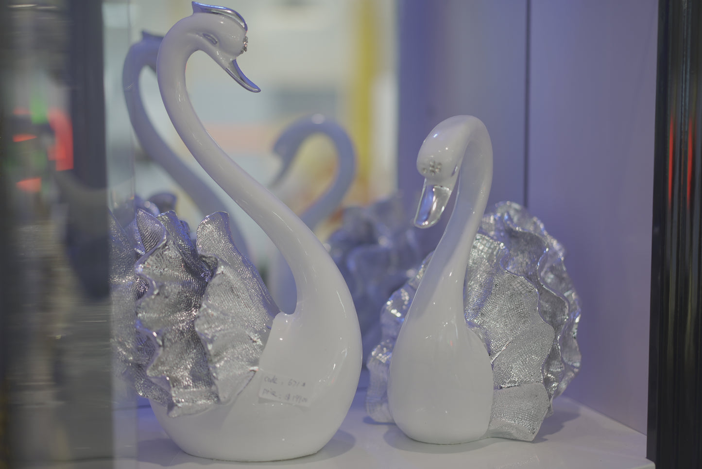 Multiple Color Swan Decor