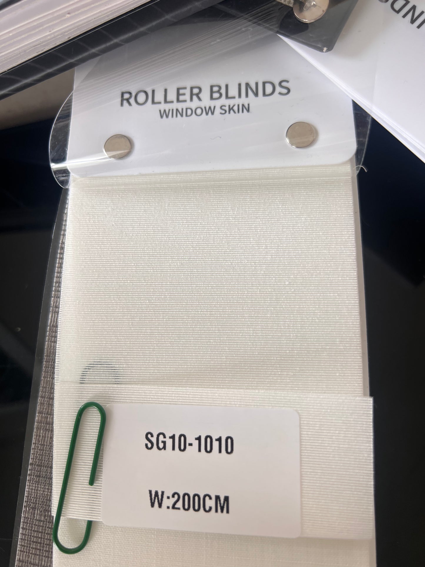 Standard Roller Blinds (Free Track Free Installation)