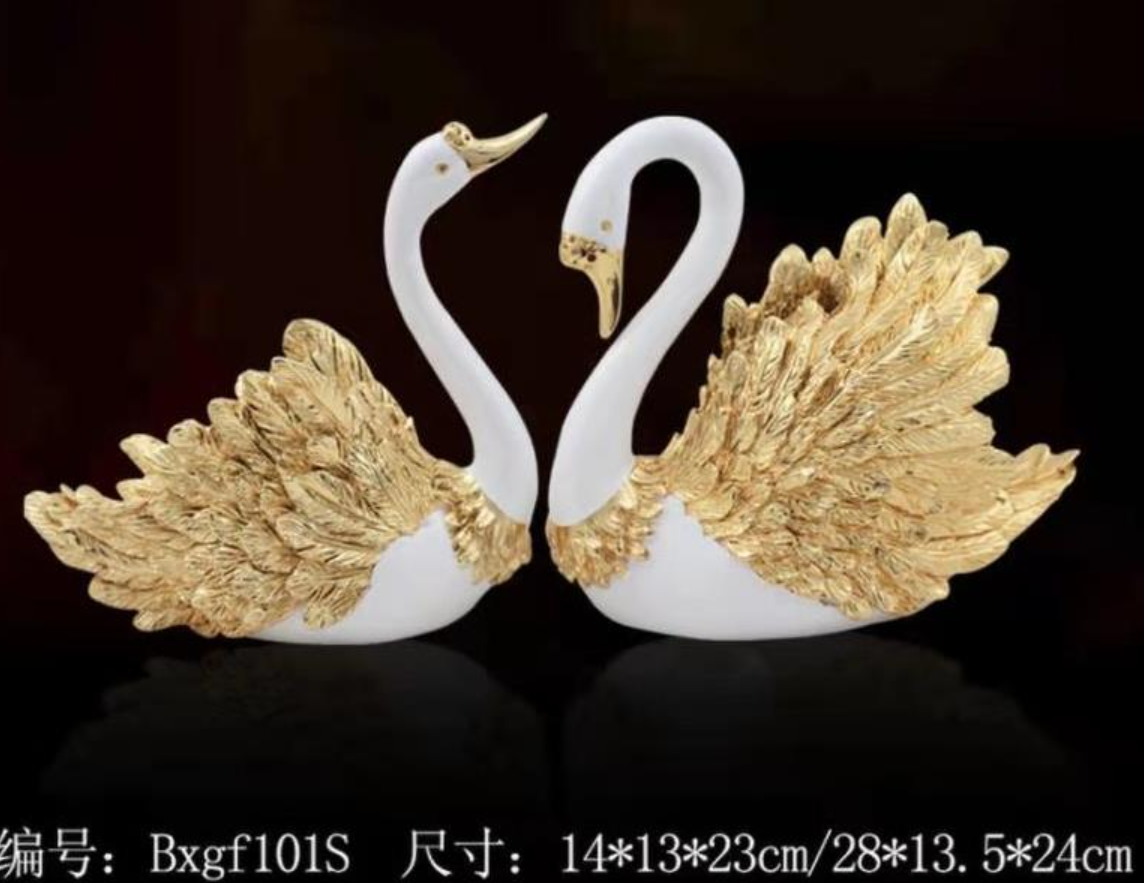 Golden Swan Decor